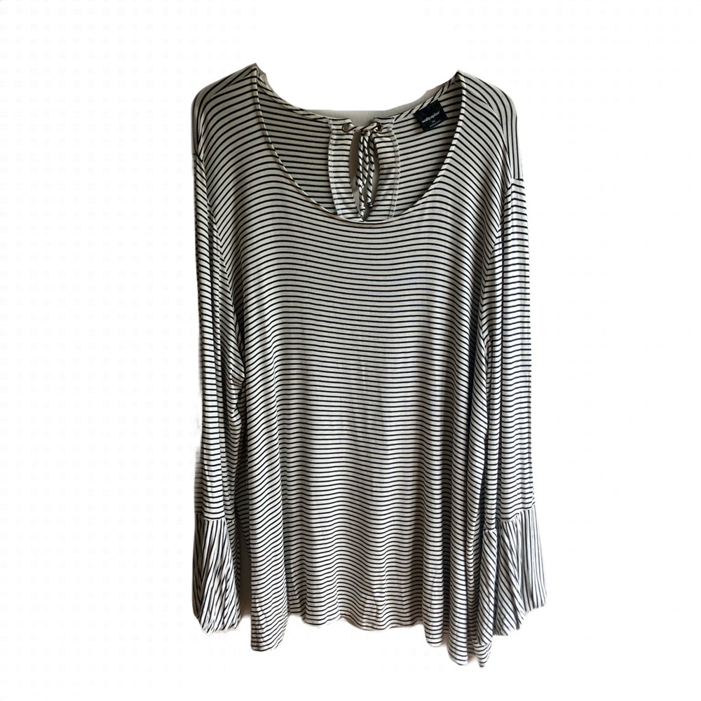 Wallpapher Striped Tunic Size 3X Keyhole Back Black White Long Ruffle Sleeve Top
